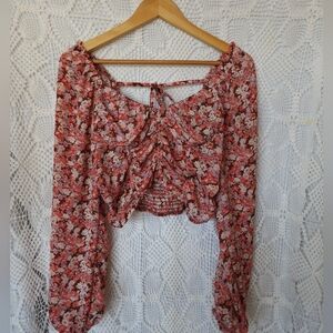 Madden NYC Long Sleeve Floral Crop Blouse